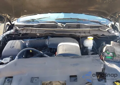 2018 Ram 1500 Big Horn 4X4 5'7 Box z USA, uszkodzony, nr VIN 1C6RR7LGXJS260238